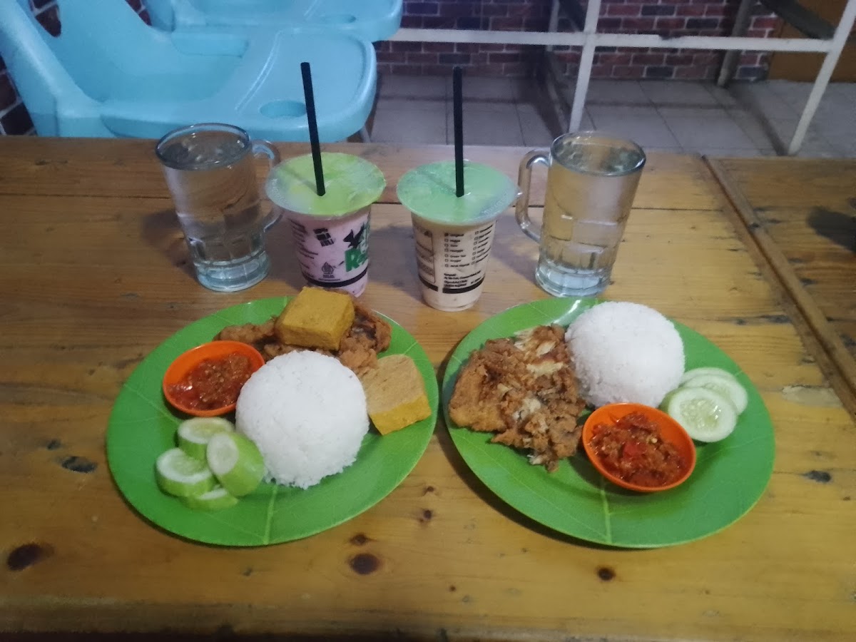 Ayam Geprek Maz Bagus Photos 2